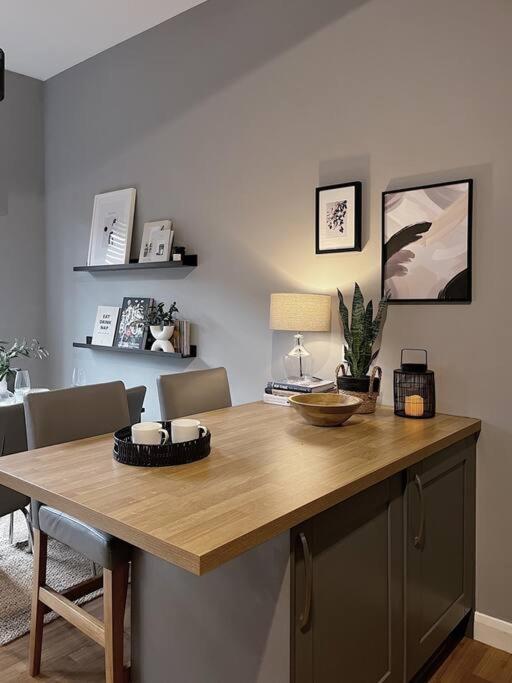 Modern Ground Floor Apartment Todmorden Extérieur photo